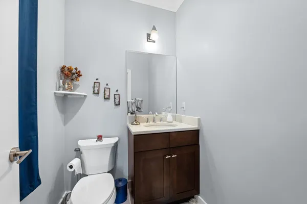 $3,000 | 165 Thorne Street, Unit 2, Jersey City, NJ 07307