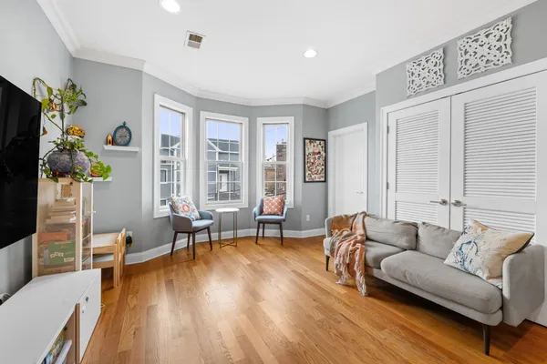 $3,000 | 165 Thorne Street, Unit 2, Jersey City, NJ 07307