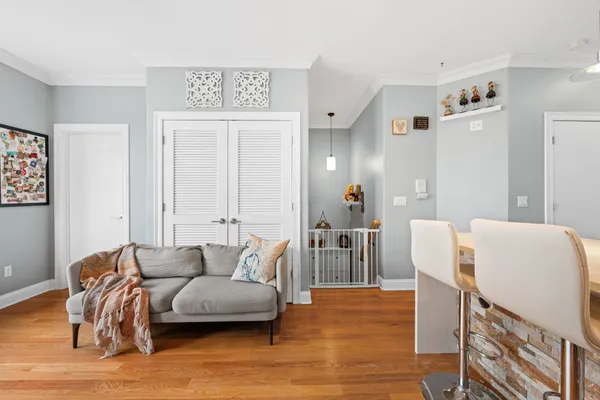 $3,000 | 165 Thorne Street, Unit 2, Jersey City, NJ 07307