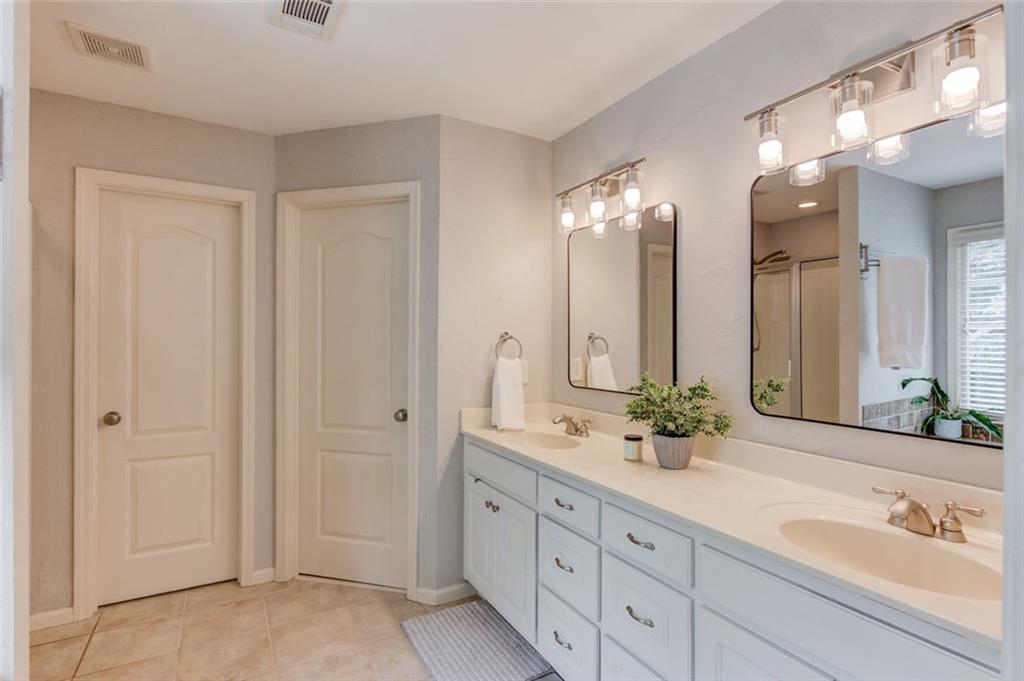 818 Oak Ridge Terrace Loganville, GA 30052 - Photo 32 of 70 Gallery Image 32