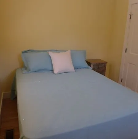 a bed room with a bed