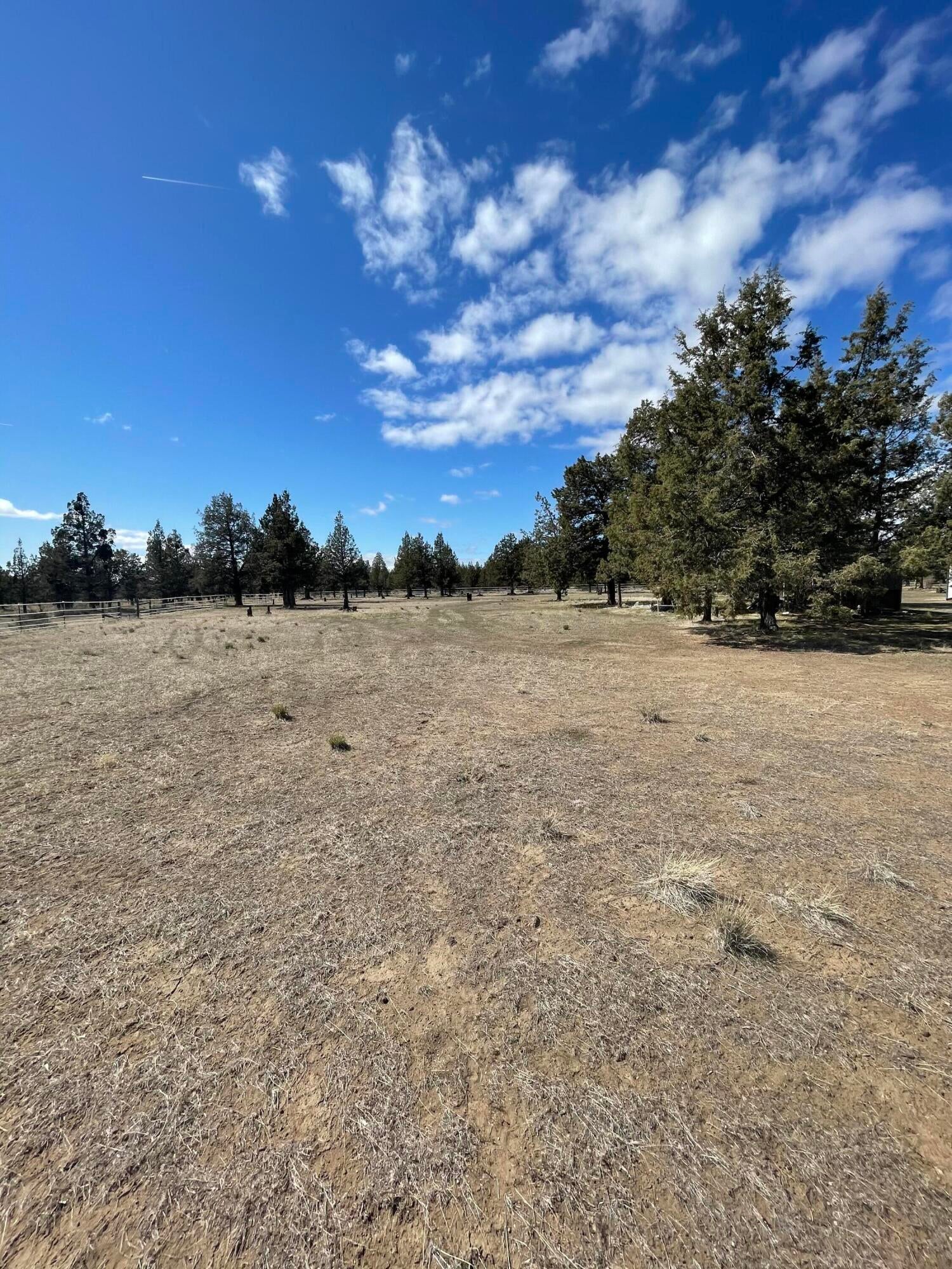 14638 Southwest Chickadee Road Terrebonne, OR 97760 - Photo 46 of 48 4B1CA886-347D-4832-8987-F0CD307BEB29