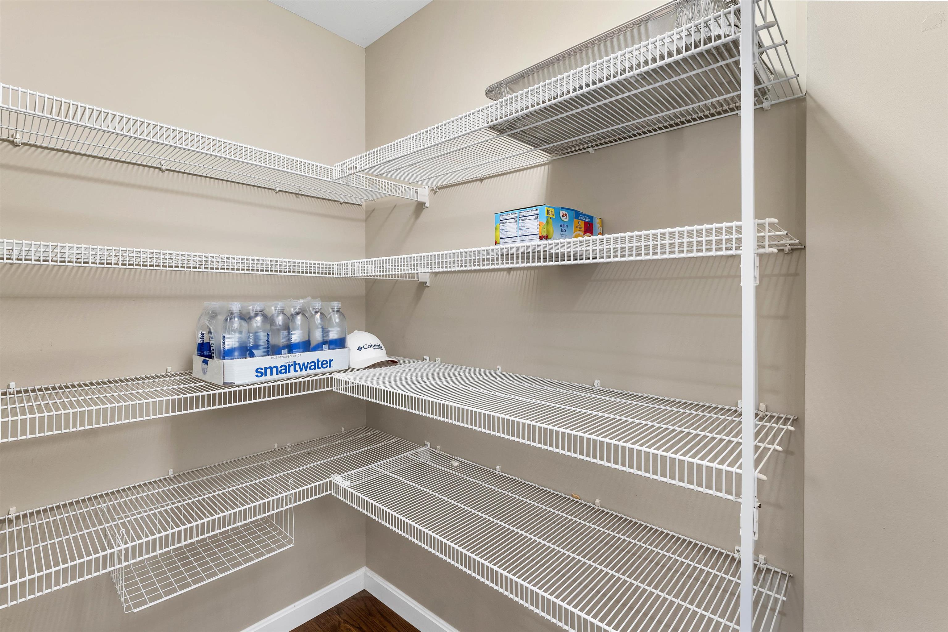 124 Pinecrest Road Litchfield, NH 03052 - Photo 22 of 60