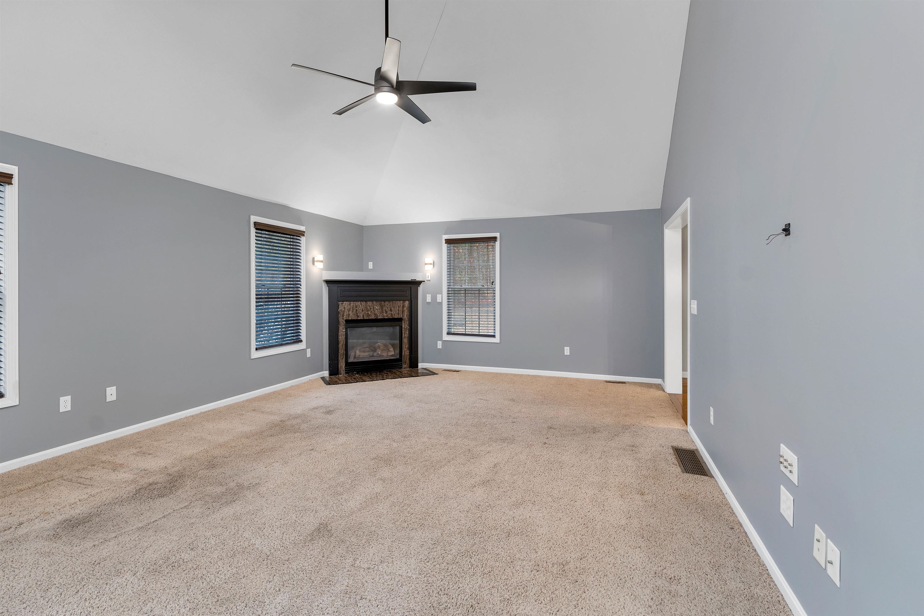 124 Pinecrest Road Litchfield, NH 03052 - Photo 31 of 60