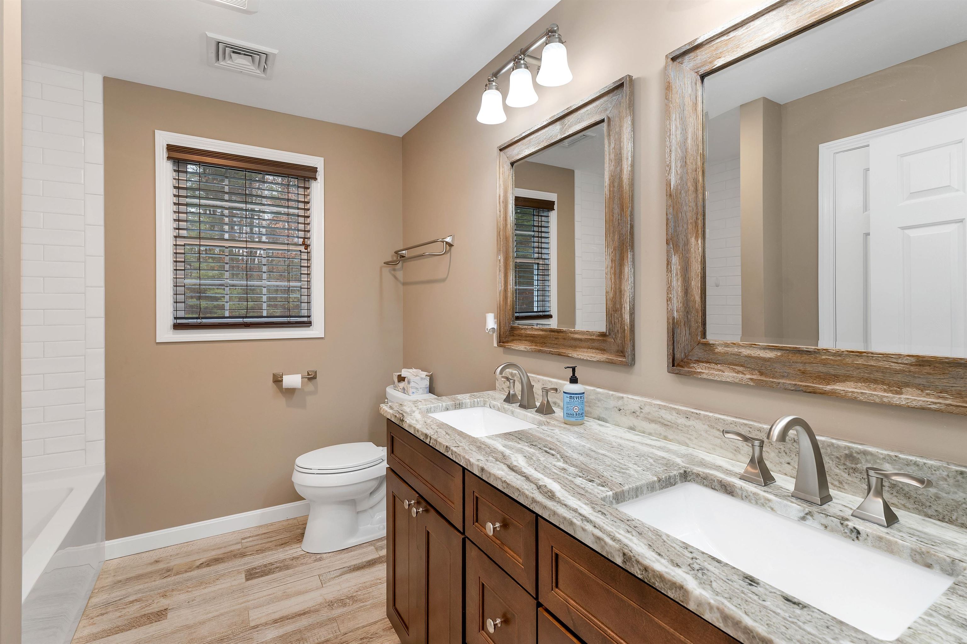 124 Pinecrest Road Litchfield, NH 03052 - Photo 36 of 60