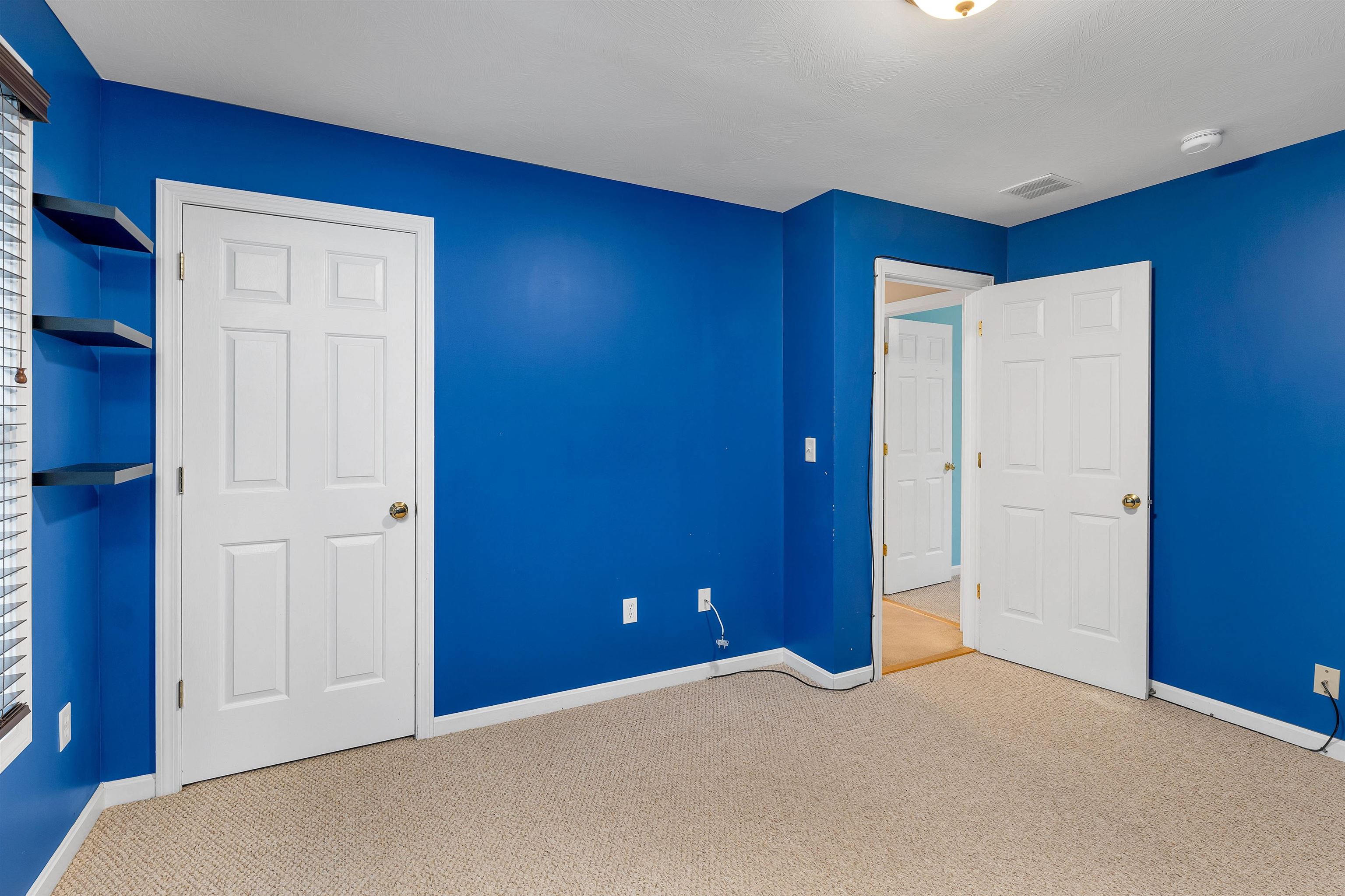 124 Pinecrest Road Litchfield, NH 03052 - Photo 40 of 60