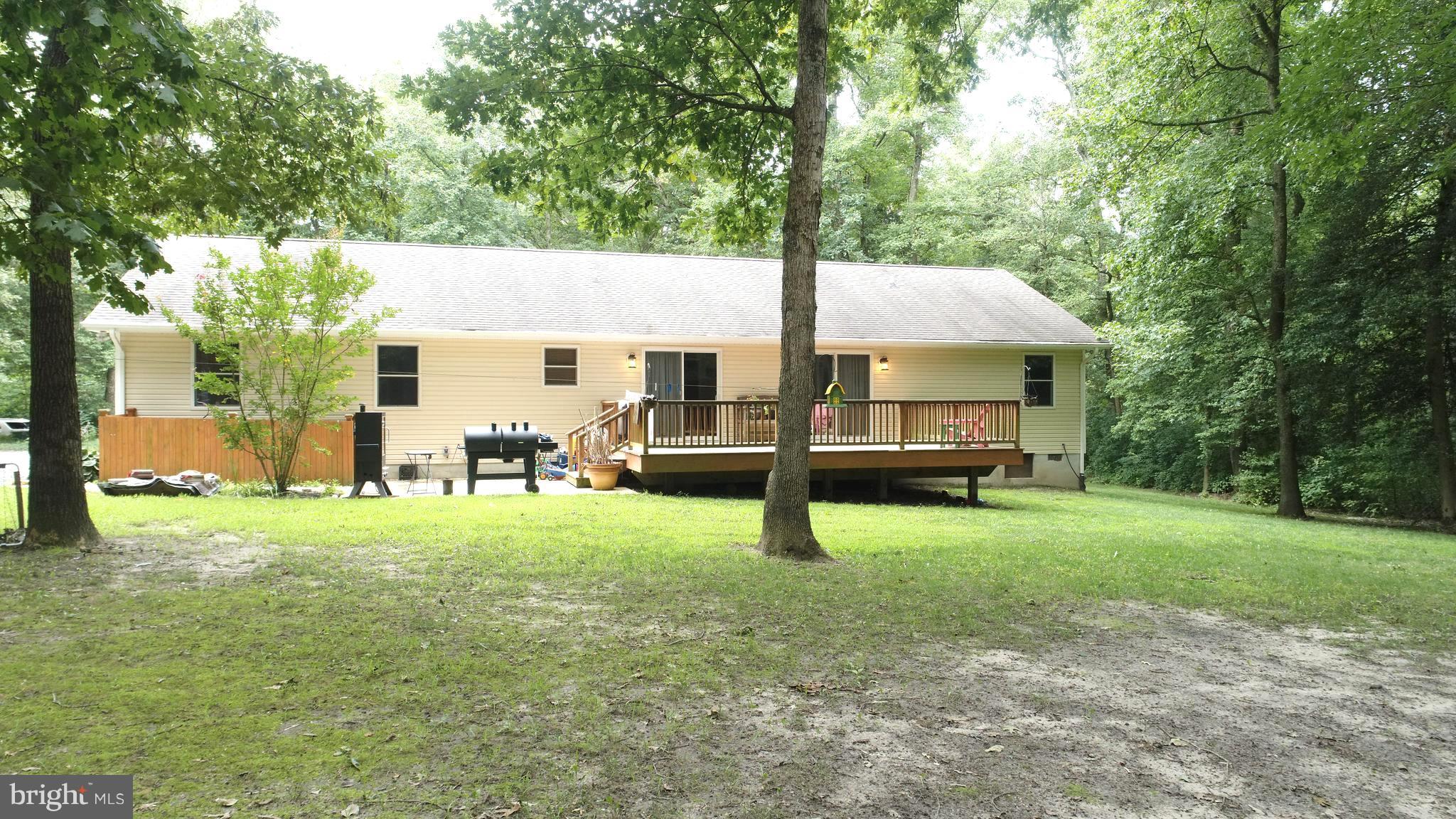 25032 Trunk Line Road Henderson, MD 21640 - Photo 3 of 28 Exterior (Rear)