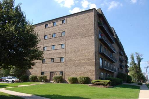 960 South River Road, Unit 101 Des Plaines, IL 60016 - Photo 1 of 1 Gallery Image 1