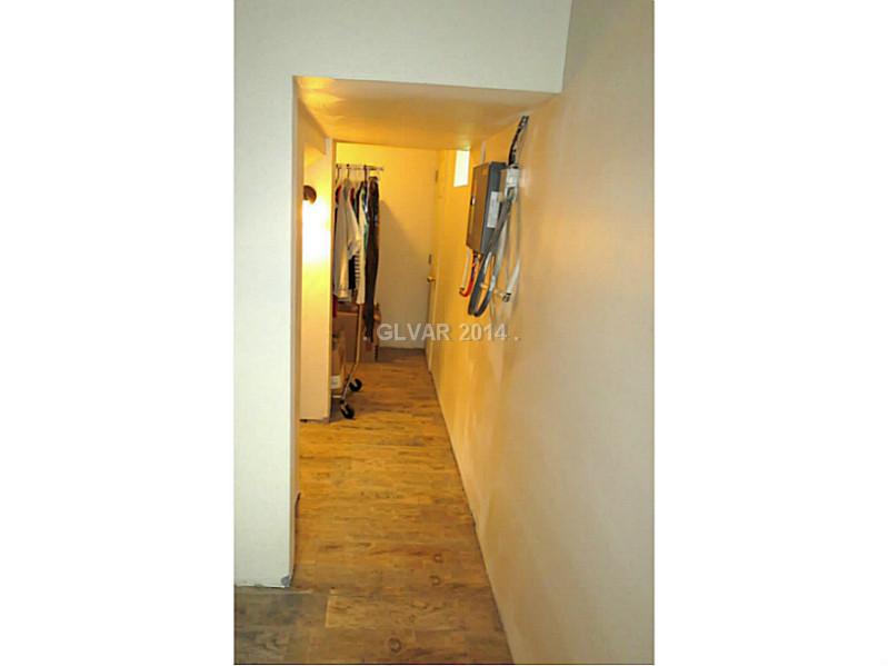 377 Locust Street Caliente, NV 89008 - Photo 16 of 26 Property Photo. hallway to master closet