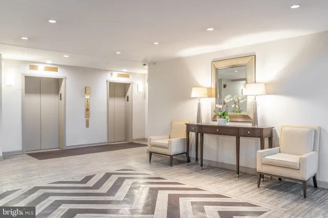 $409,000 | 1001 26th Street Northwest, Unit 607, Washington, DC 20037