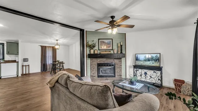 $297,999 | 221 Briar Oaks Drive, Azle, TX 76020