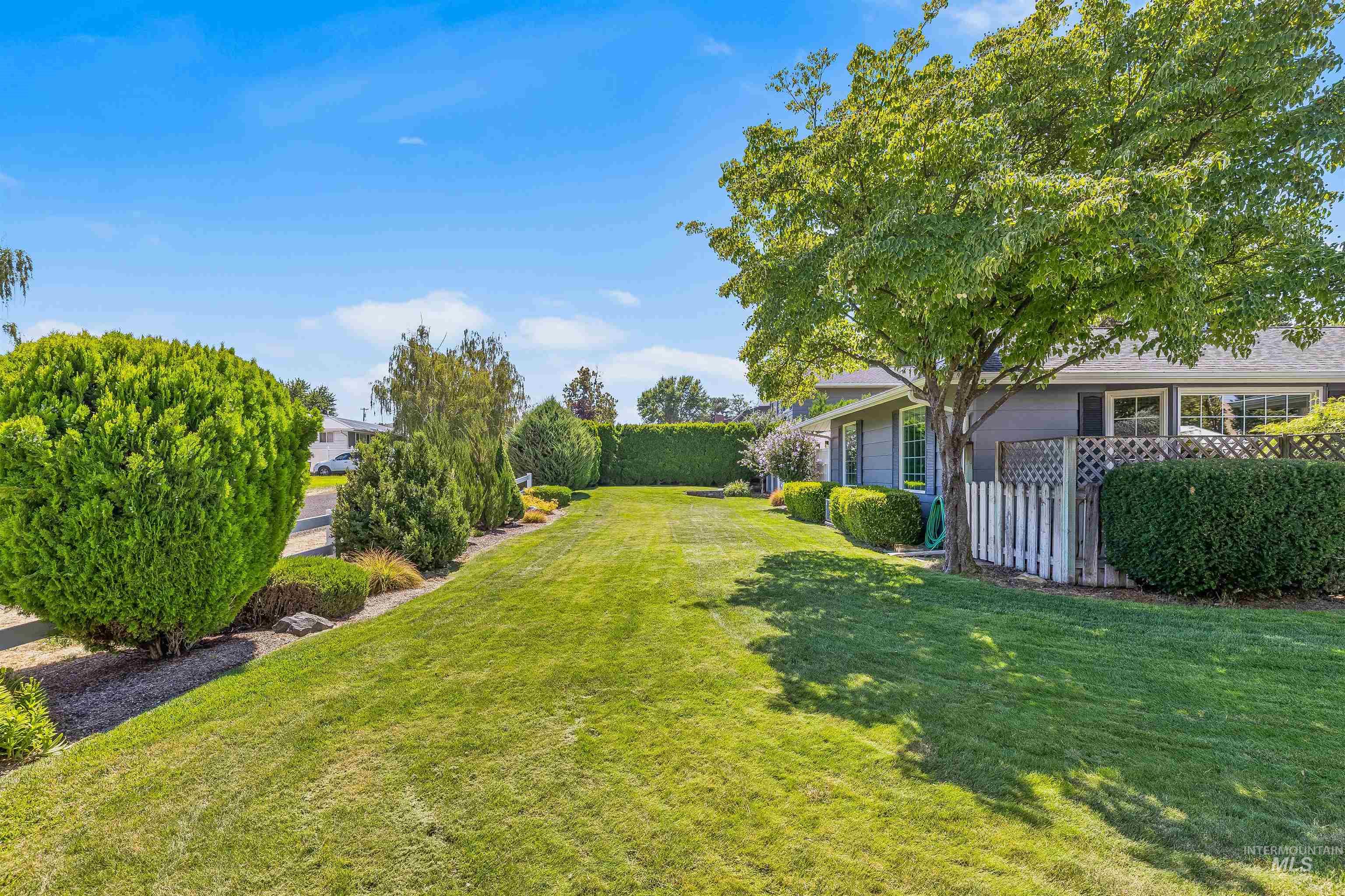 1485 Sycamore Street Clarkston, WA 99403 - Photo 5 of 31