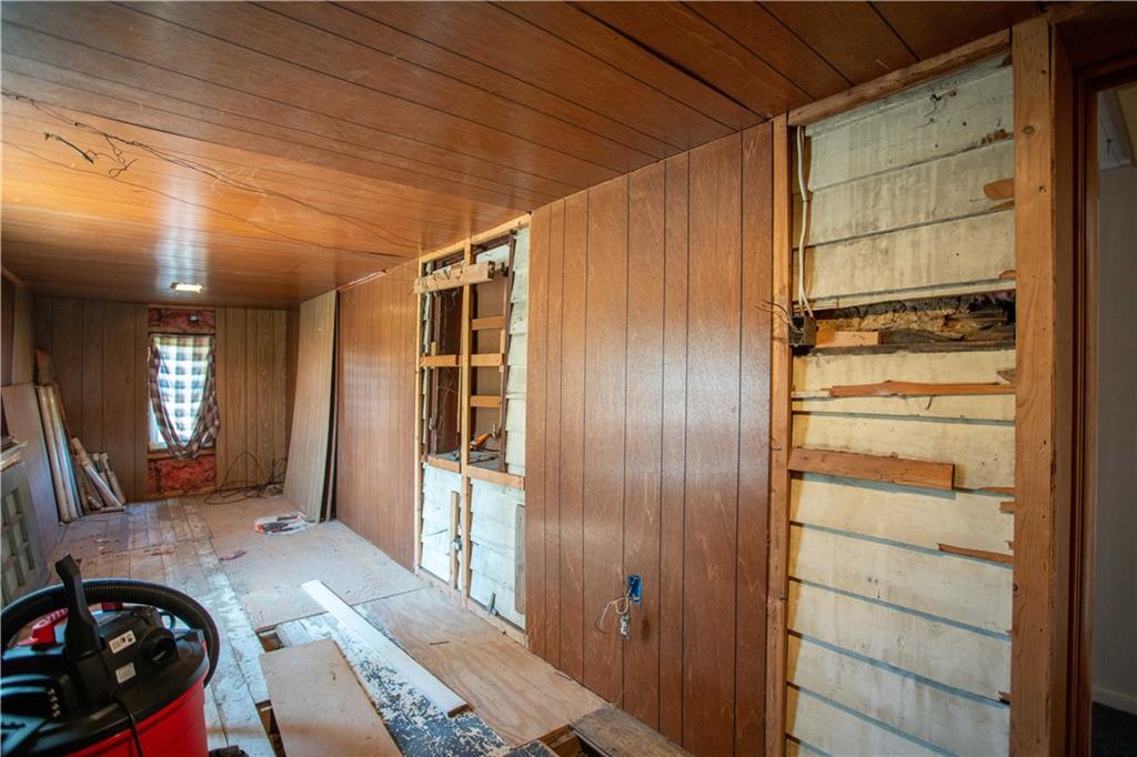 1698 Old Brodhead Road Monaca, PA 15061 - Photo 19 of 34