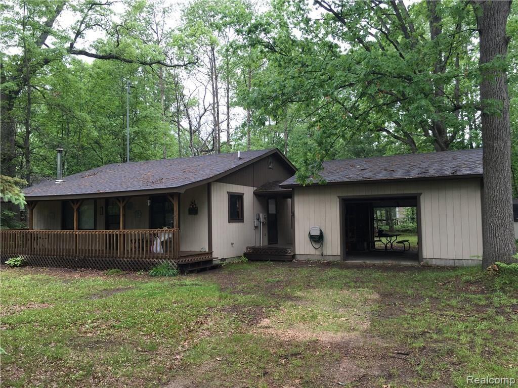 4157 North Markey Road Roscommon, MI 48653 - Photo 2 of 20 IMG_0723.JPG