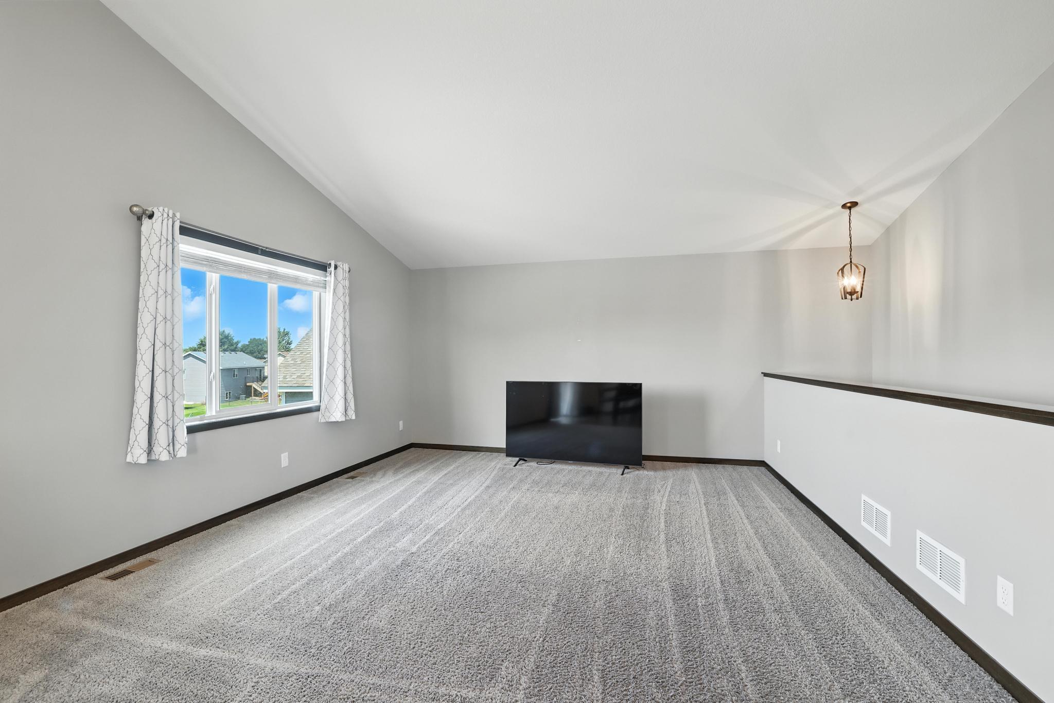 901 Moline Loop Northwest Isanti, MN 55040 - Photo 6 of 30