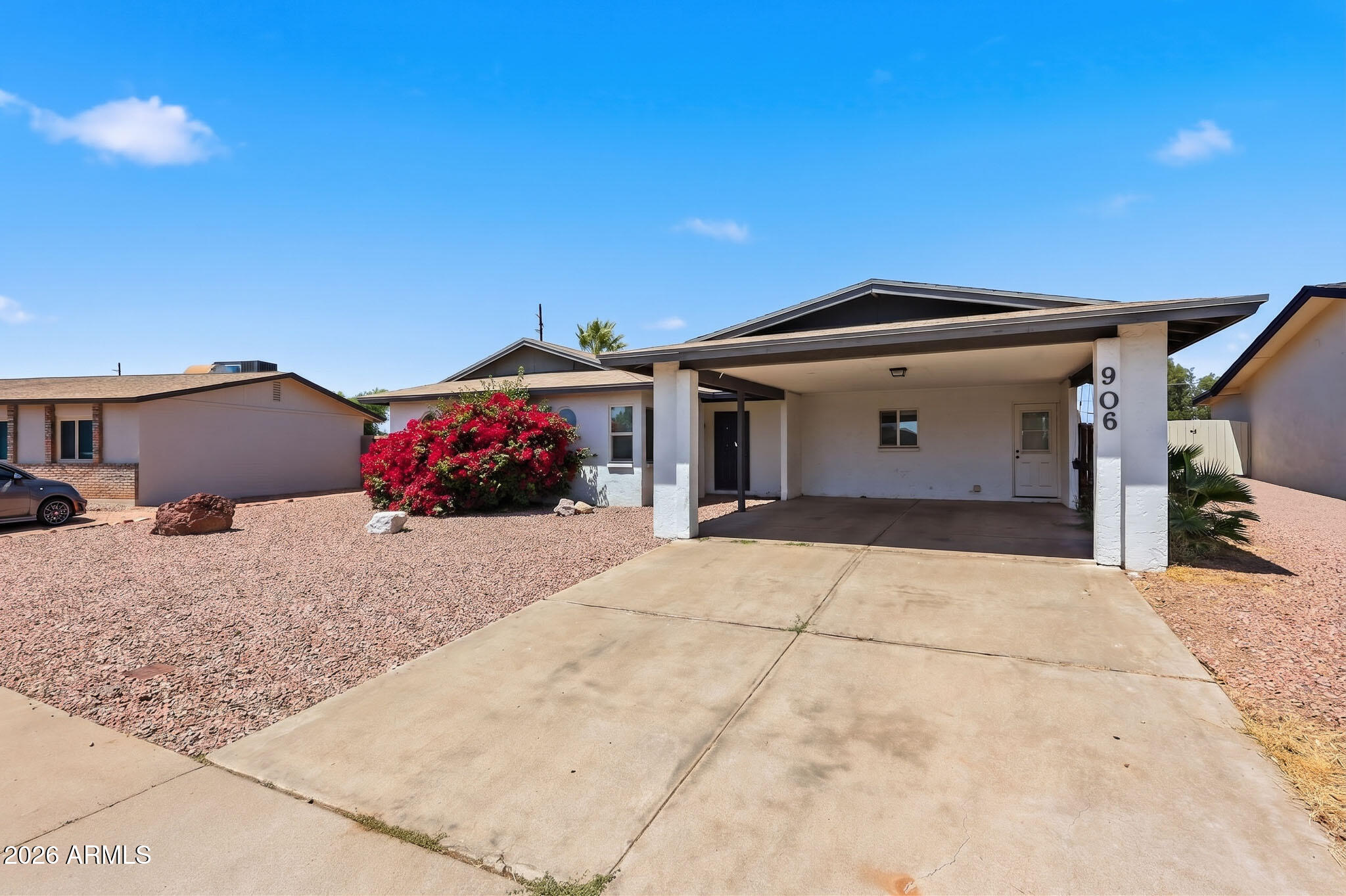 906 West St John Road Phoenix, AZ 85023 - Photo 3 of 30 AA (3)