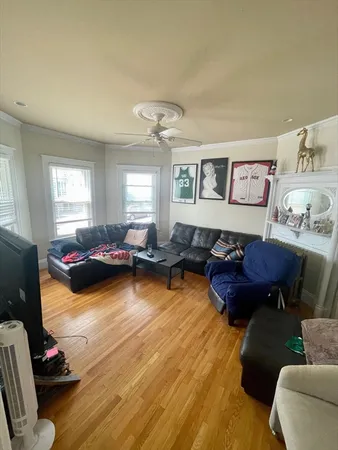 $5,975 | 862 East 5th Street, Unit 1, Boston, MA 02127