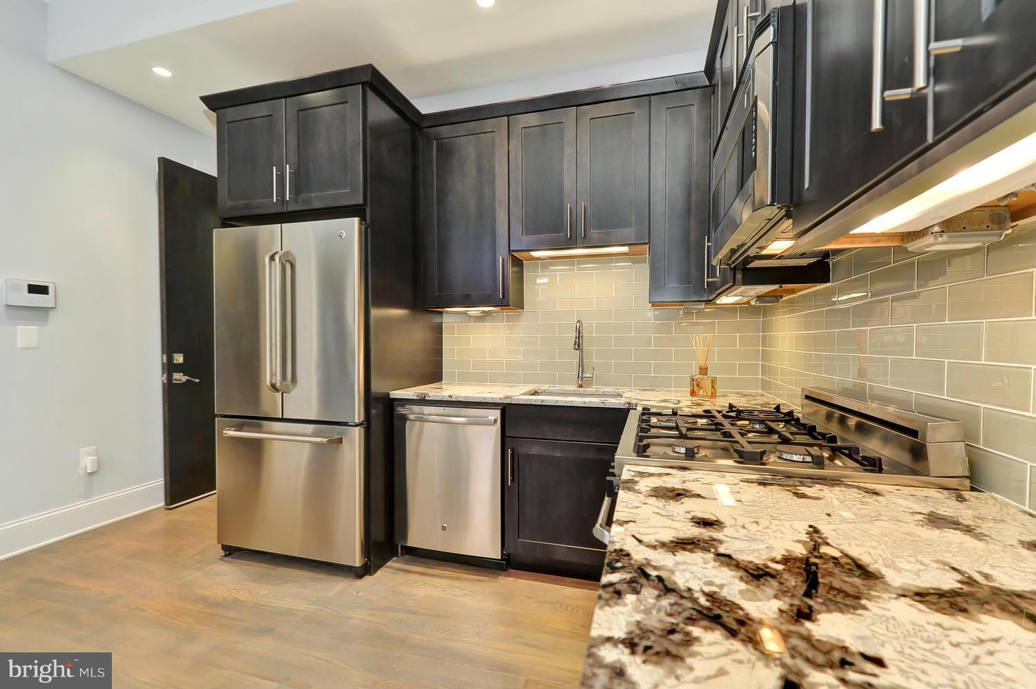 2009 Columbia Road Northwest, Unit 3 Washington, DC 20009 - Photo 11 of 28 Kitchen