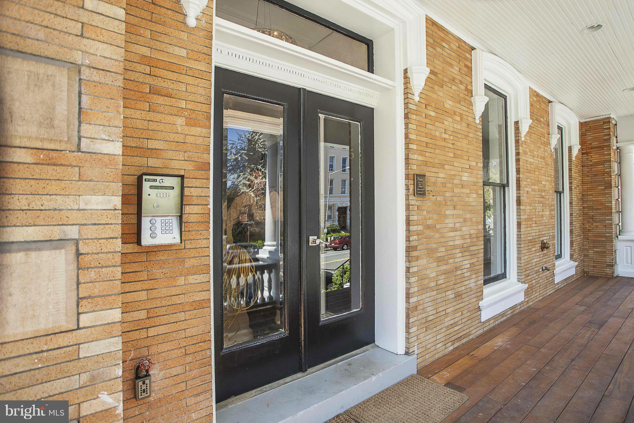 2009 Columbia Road Northwest, Unit 3 Washington, DC 20009 - Photo 4 of 28 Exterior (Front)