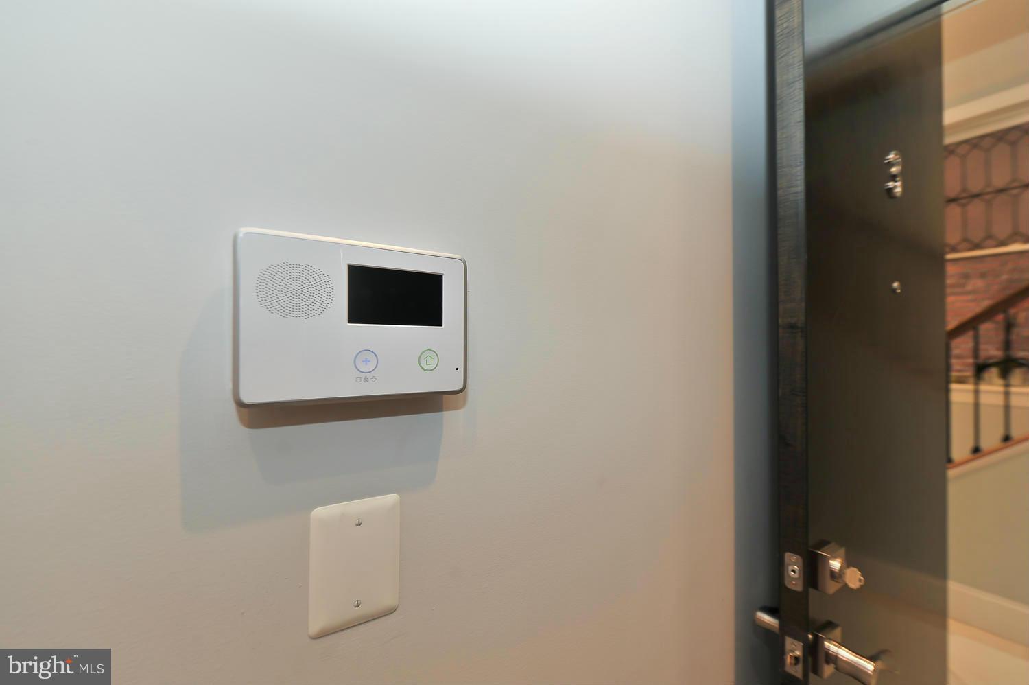 2009 Columbia Road Northwest, Unit 3 Washington, DC 20009 - Photo 6 of 28 Interior (General)