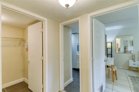 $199,900 | 3095 North Oakland Forest Drive, Unit 104, Oakland Park, FL 33309