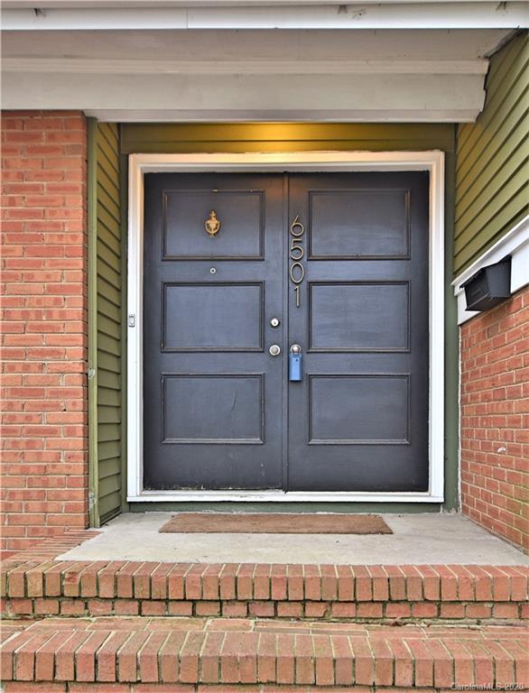 6501 Park Road Charlotte, NC 28210 - Photo 2 of 35 Gallery Image 2