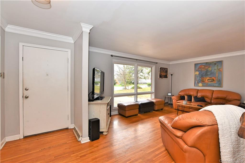 6501 Park Road Charlotte, NC 28210 - Photo 3 of 35 Gallery Image 3