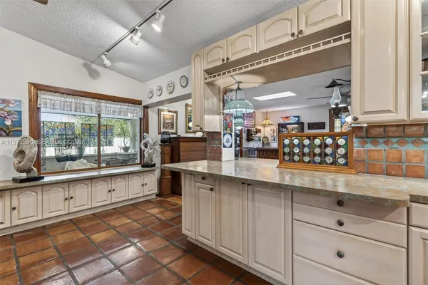 $750,000 | 10230 Southwest 130th Avenue, Miami, FL 33186