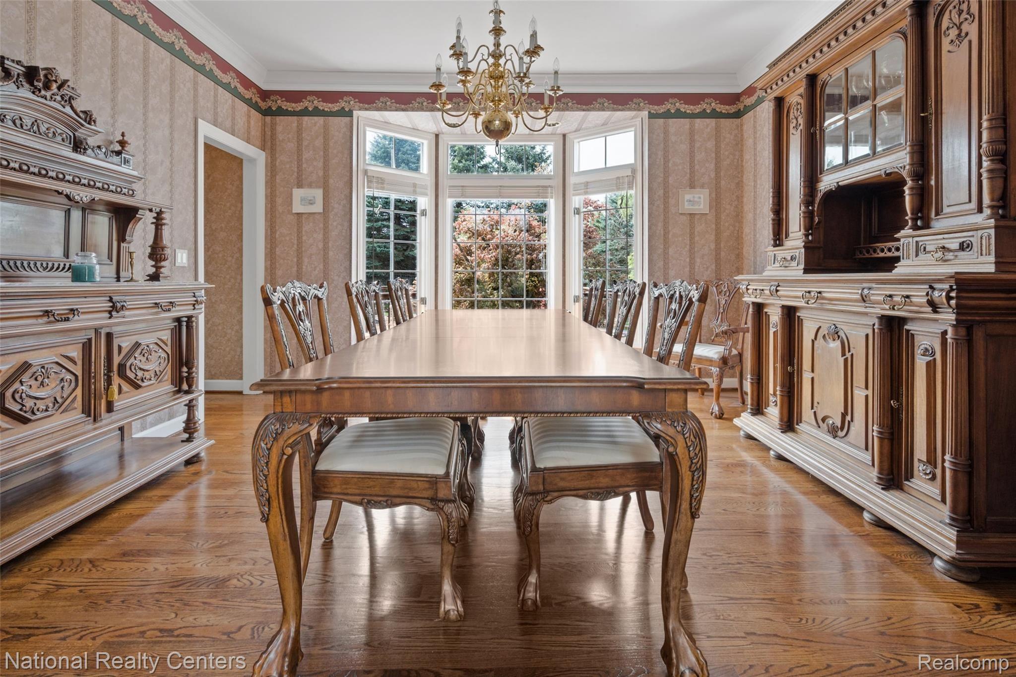 801 Peach Tree Lane Rochester, MI 48306 - Photo 20 of 54 stunning formal dining room!