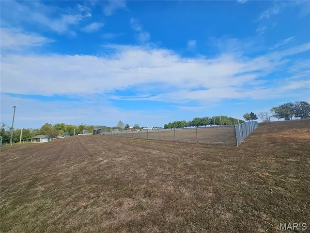 $235,000 | 806 Ella Lane, St. Clair, MO 63077