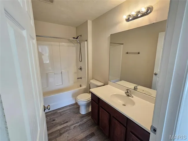 $235,000 | 806 Ella Lane, St. Clair, MO 63077