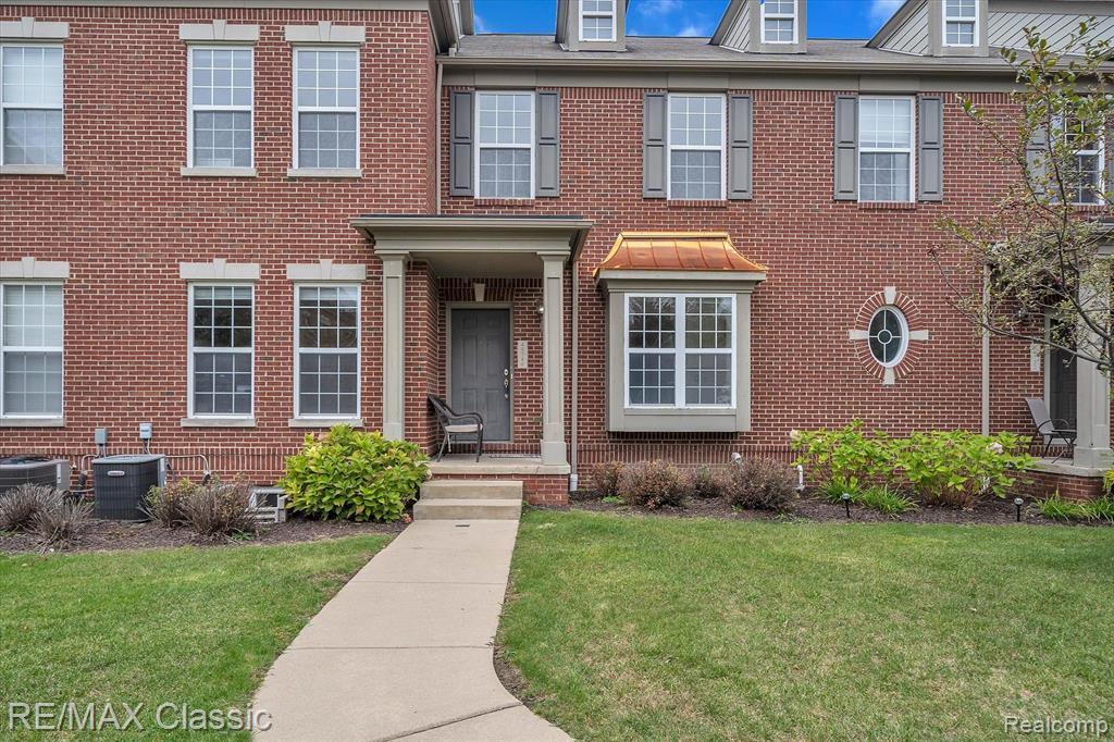 49746 Potomac Road Canton, MI 48188 - Photo 4 of 46