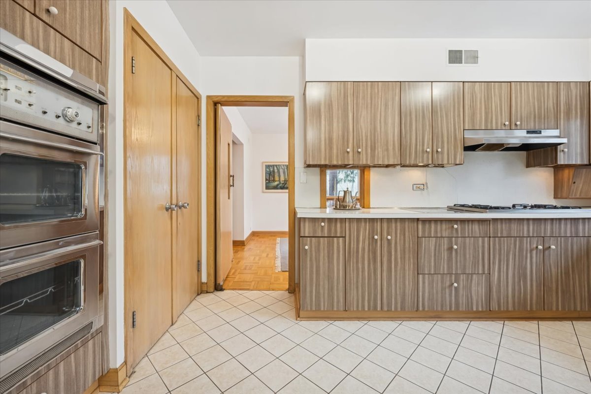 744 Sheridan Road Evanston, IL 60202 - Photo 13 of 44 a view of a kitchen with a sink