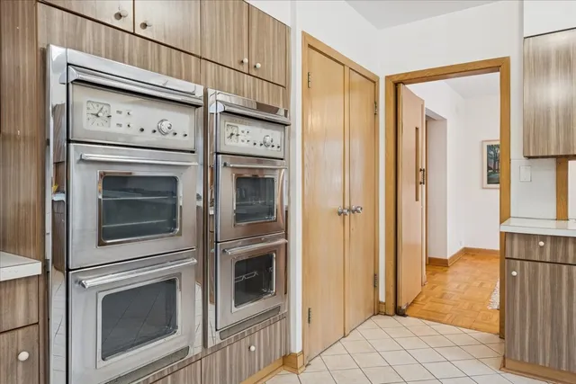 $1,250,000 | 744 Sheridan Road, Evanston, IL 60202