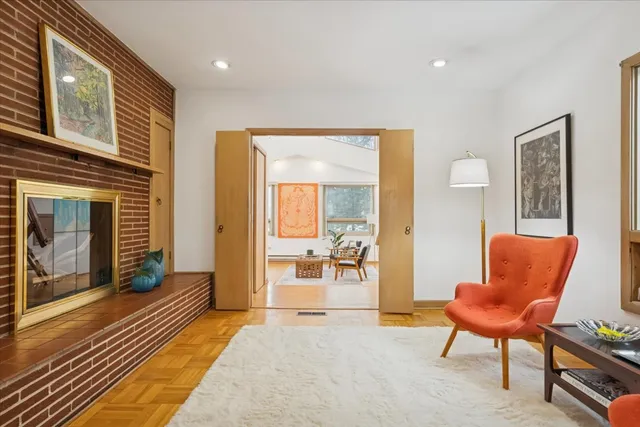 $1,250,000 | 744 Sheridan Road, Evanston, IL 60202