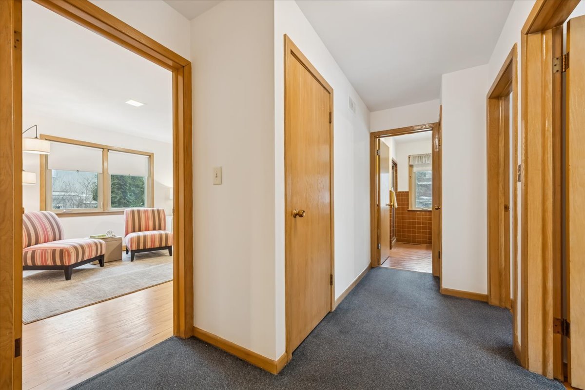 744 Sheridan Road Evanston, IL 60202 - Photo 33 of 44 a view of a bedroom with furniture and windows