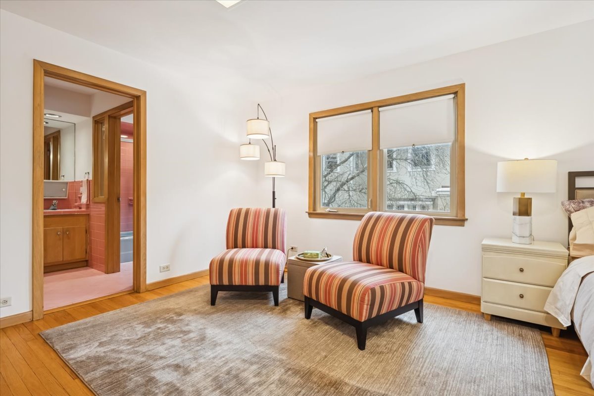 744 Sheridan Road Evanston, IL 60202 - Photo 35 of 44