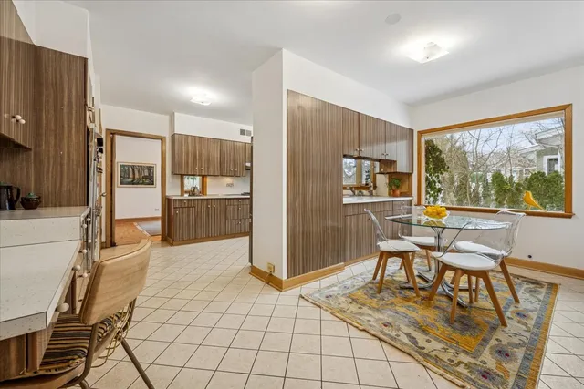 $1,250,000 | 744 Sheridan Road, Evanston, IL 60202