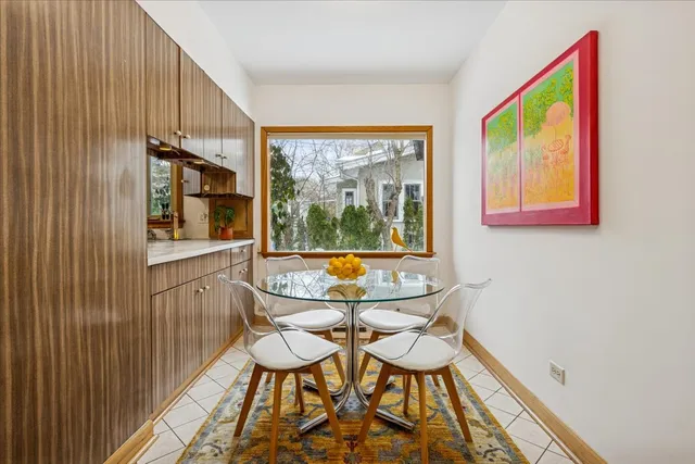 $1,250,000 | 744 Sheridan Road, Evanston, IL 60202