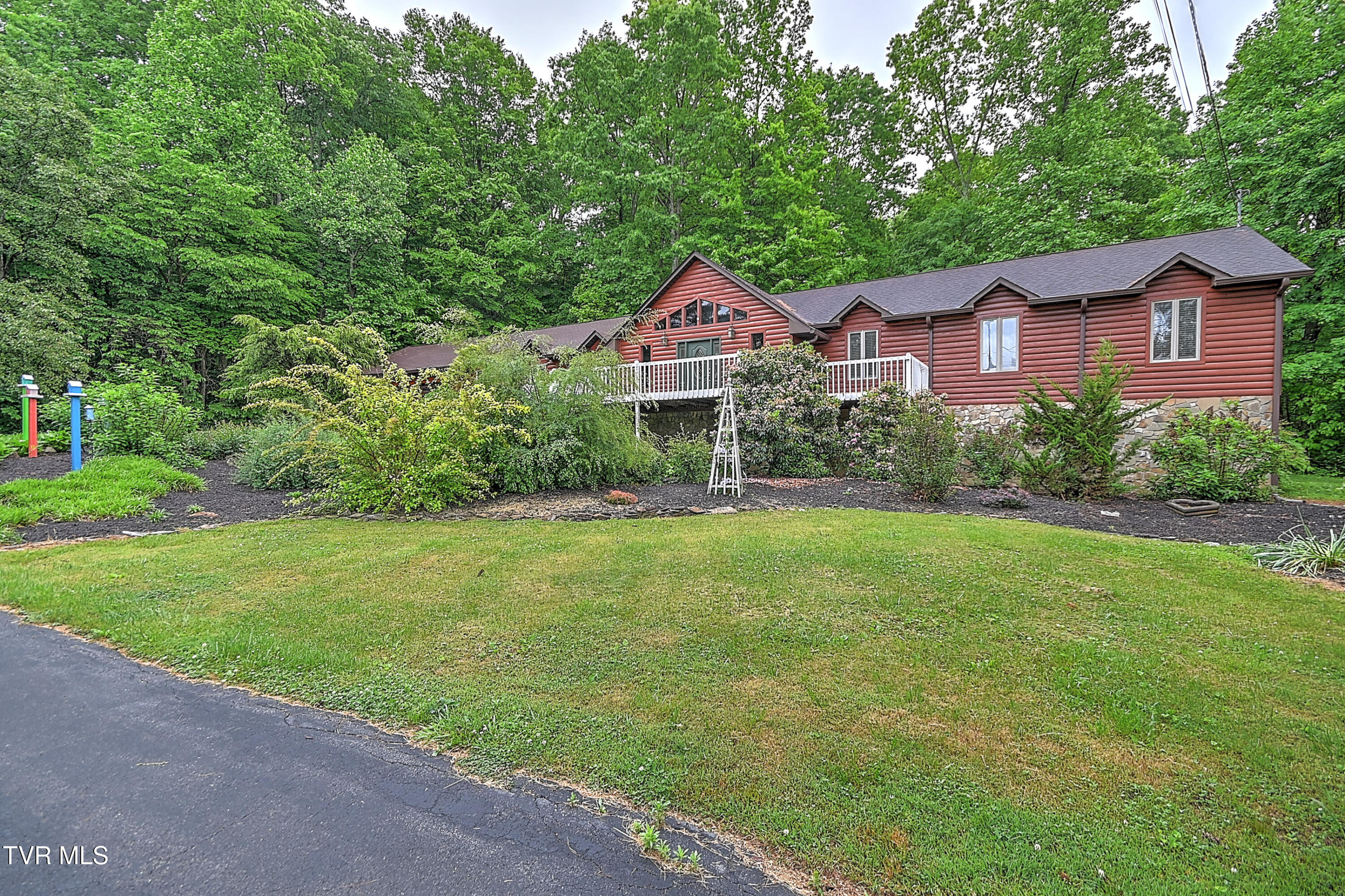 311 Big Springs Road Elizabethton, TN 37643 - Photo 4 of 92 311 Big Springs MP-2