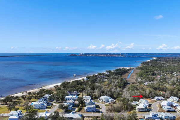 $295,000 | 133 Seaside Drive, Ocean Springs, MS 39564