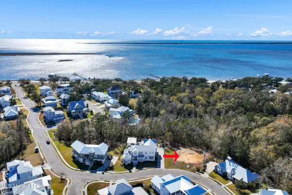 $295,000 | 133 Seaside Drive, Ocean Springs, MS 39564