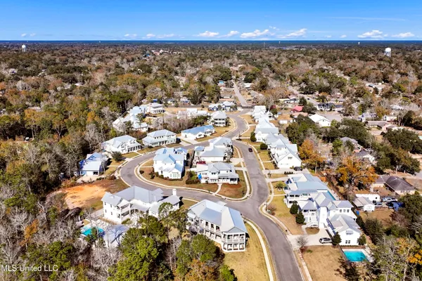 $295,000 | 133 Seaside Drive, Ocean Springs, MS 39564