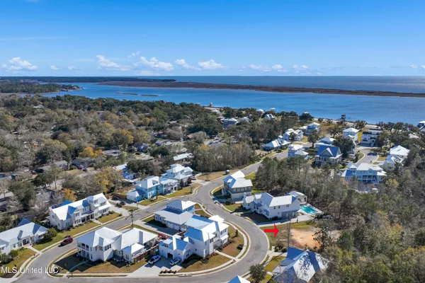 $295,000 | 133 Seaside Drive, Ocean Springs, MS 39564