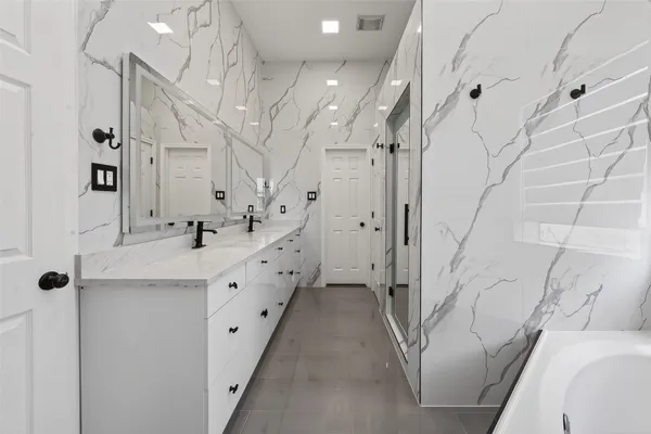 $4,000 | 1311 Rene Court, Sugar Land, TX 77479