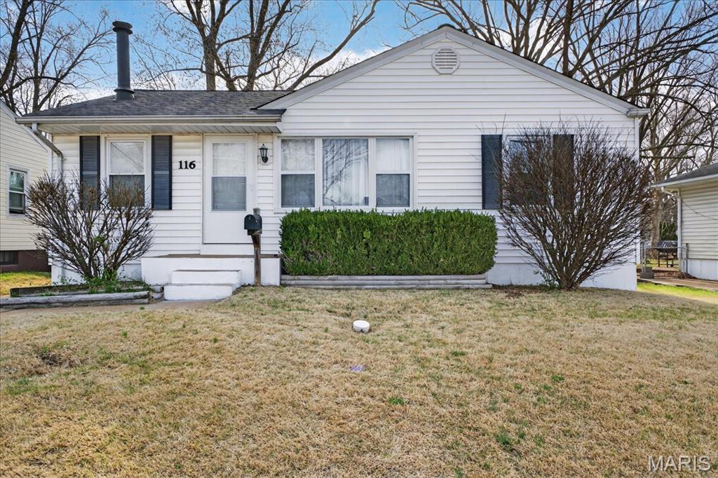 116 Graham Road Florissant, MO 63031 - Photo 2 of 43