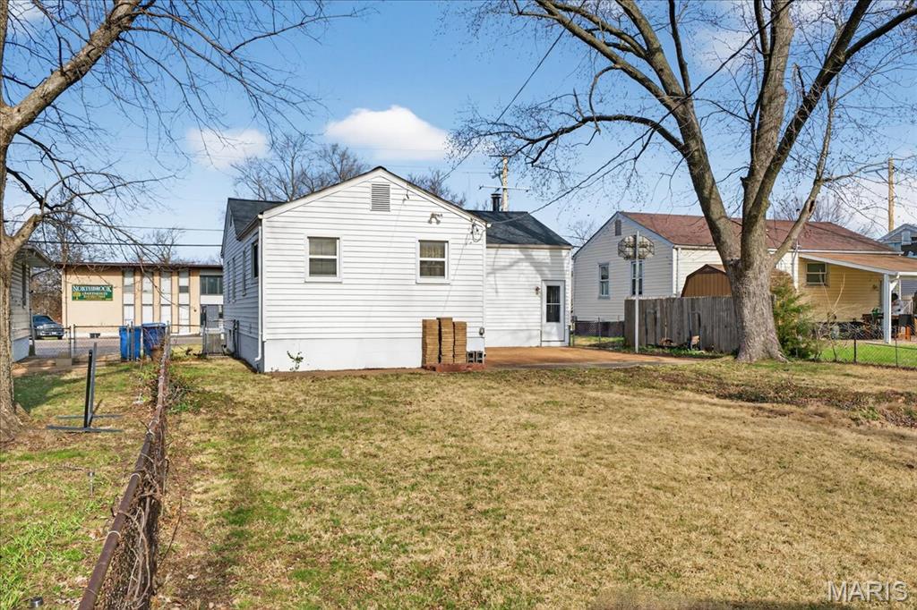116 Graham Road Florissant, MO 63031 - Photo 32 of 43