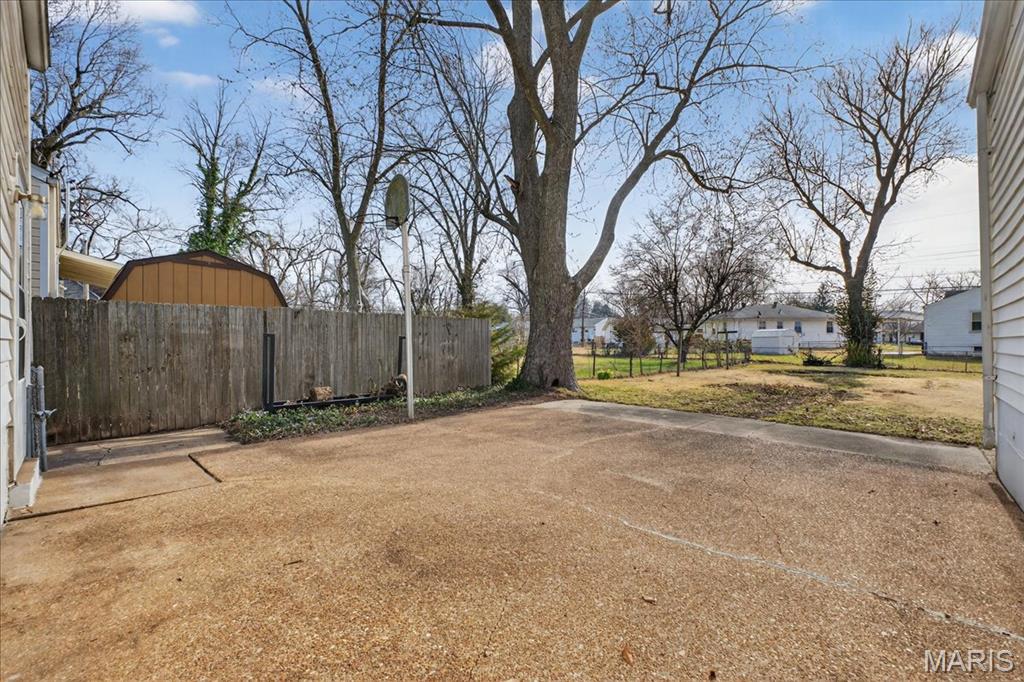 116 Graham Road Florissant, MO 63031 - Photo 38 of 43
