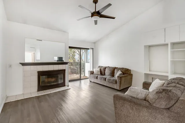 $170,000 | 2350 Alta Garden Lane, Unit B, Sacramento, CA 95825