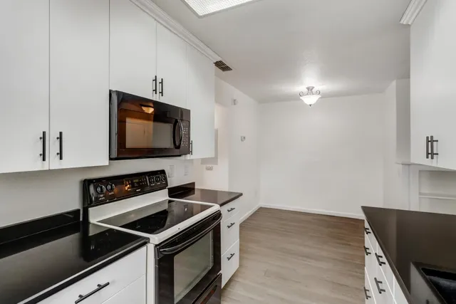 $170,000 | 2350 Alta Garden Lane, Unit B, Sacramento, CA 95825